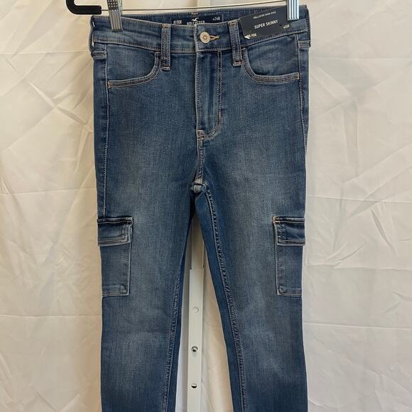 NWT Hollister High Rise Super Skinny - Womens Size: 24R - Blue - Picture 1 of 5